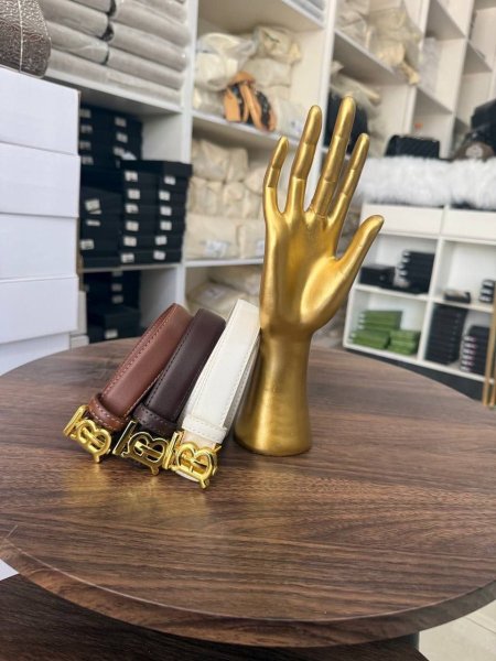 قشاط Burberry